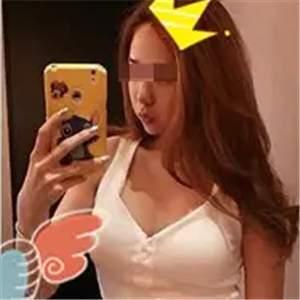 自體脂肪隆胸手術(shù)四個月了，曬曬恢復(fù)前后對比的果照片~