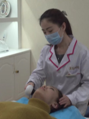 電波l皮緊膚手術(shù)過程及前后對(duì)比照片