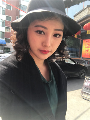 自體脂肪隆眉弓后，更有精神了