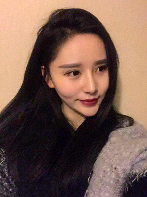 開了眼角之后，眼睛變得很勾人