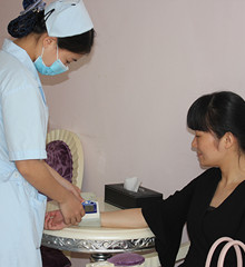 真人記錄了硅膠隆隆鼻整形手術前后過程，大家進來看看吧!