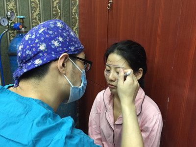 自體脂肪填充全臉，前后對比一下果棒棒噠!