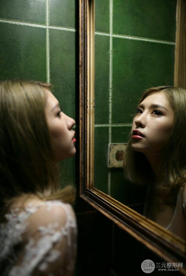 成都武侯星范劉向文自體耳軟骨隆鼻案例分享