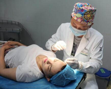 玻尿酸豐太陽(yáng)7天果圖 愛(ài)悅麗格豐太陽(yáng)穴一個(gè)月啦~