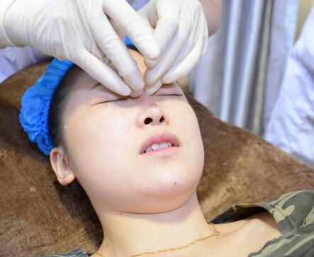 愛悅麗格玻尿酸豐蘋果肌、豐下巴、隆鼻