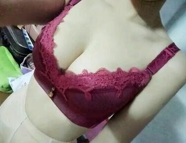 抽脂隆胸一個(gè)月 果自然