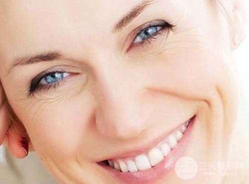 法令紋除皺的方法大全，這幾種方法時下很流行！