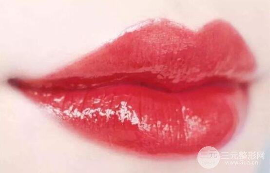 m唇手術(shù)步驟圖片披露，性感嘴唇好吸引人！