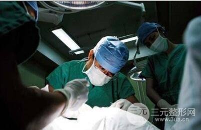 整形要選擇經(jīng)驗豐富的醫(yī)生