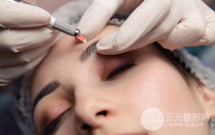 紋眉醫(yī)院還是外面好