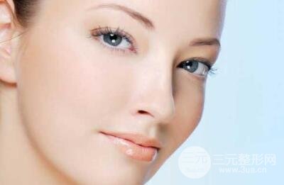 上面部(眉間，額部以及眼外側(cè)區(qū)域)