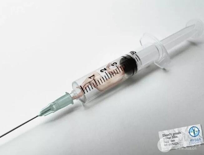 圖2 65歲以上求美者與年輕求美者接受BoNT-A緩解后不良反應(yīng)發(fā)生并無差異