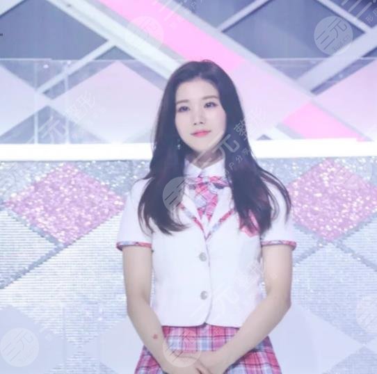 IZONE前隊長權(quán)恩妃近照神似裴珠泫Irene?