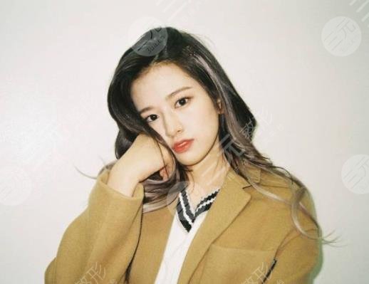 安宥真張元英IVE出道被“比”下去了？安宥真顏值怎么樣？整容過嗎？