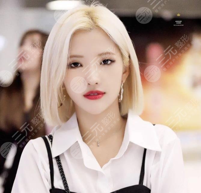 為什么現(xiàn)在大家對(duì)于田小娟顏值的認(rèn)可度高了?