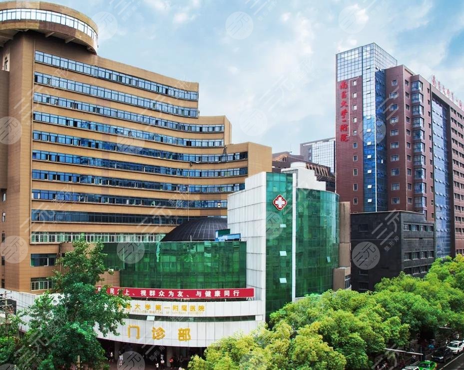 南昌大學(xué)第一附屬醫(yī)院整形科怎么樣？是外包的嗎？附文輝才、付建華醫(yī)生介紹