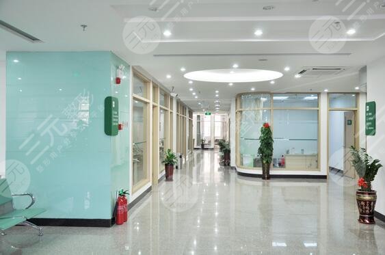 大連市皮膚病醫(yī)院美容科價格表