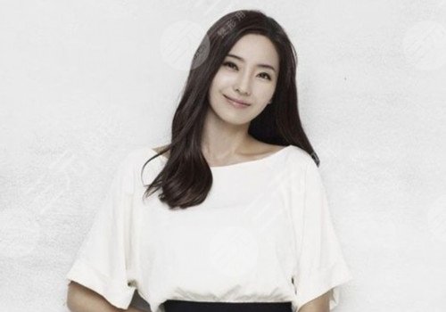 韓彩英整容前后差別驚人