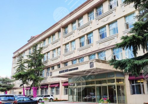 北京隆胸排名前三的醫(yī)院